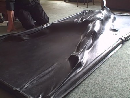 D K Bondage - Fi In The Latex Vac Bed D K Bondage - Fi In The Latex Vac Bed