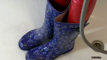 FetishAlina - Latex, Fetish, Shiny and more - Hydrasuit And Rain Boots
