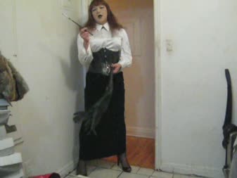 Goth Glam Ts Domme Smoking Masturbation Instruction - Vanessa is a goth glam domme, instructing you to masturbate as she smokes a cigarette in a long holder