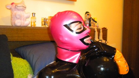 Rubbercouple bizzare world - Horny Latex Wife 3