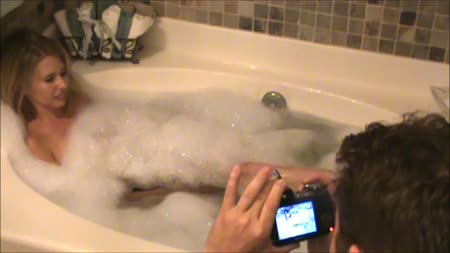 MichelleCollier com - Mcdvd31 Bedtime Bath MichelleCollier com - Mcdvd31 Bedtime Bath